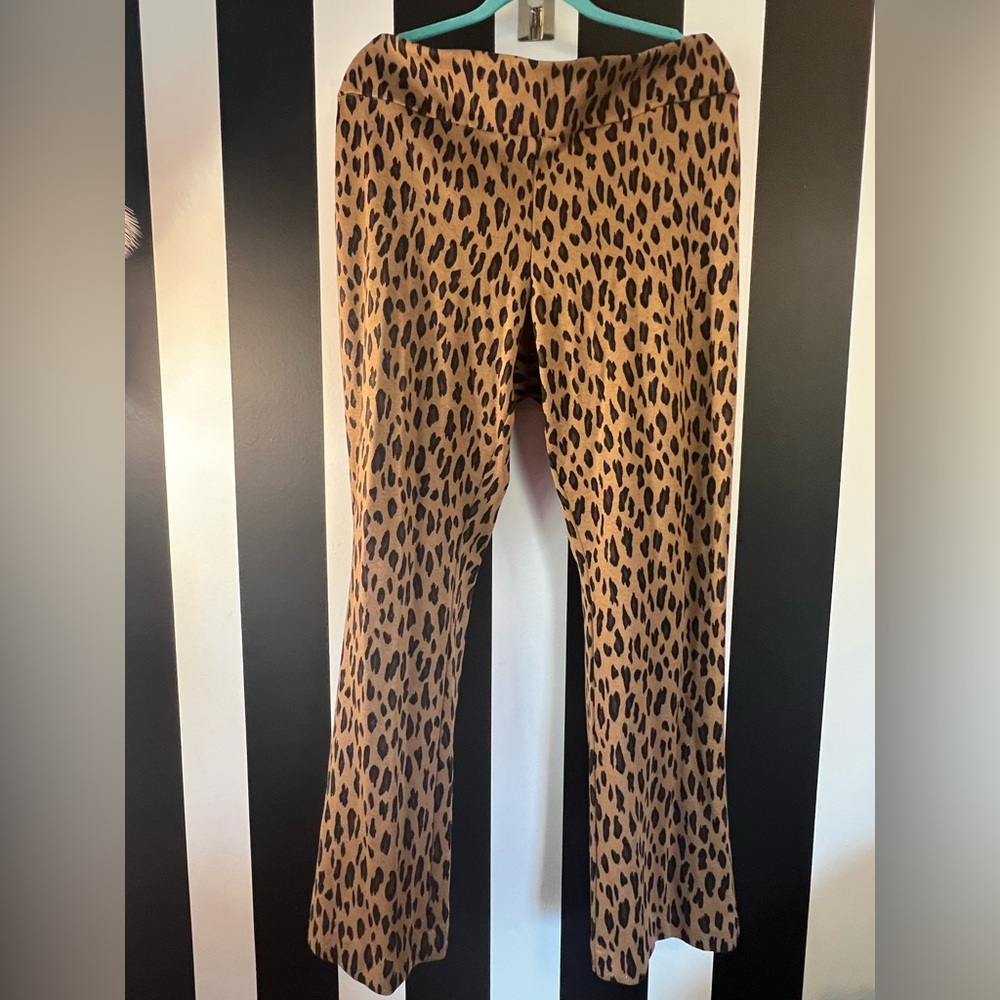 New York & Company Animal Print Trousers; XL